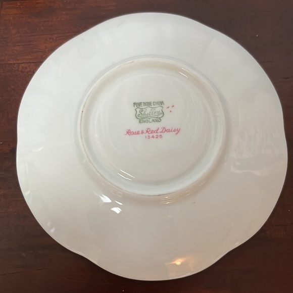 Shelley Rose and Red Daisy Demitasse Cup & Saucer DISCONTINUED! - Picture 13 of 16